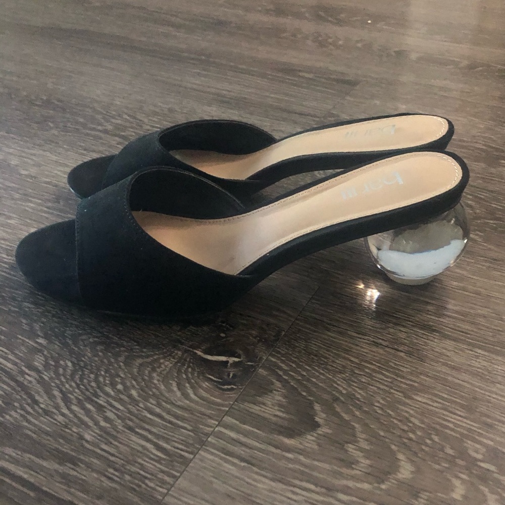 Acrylic sandal